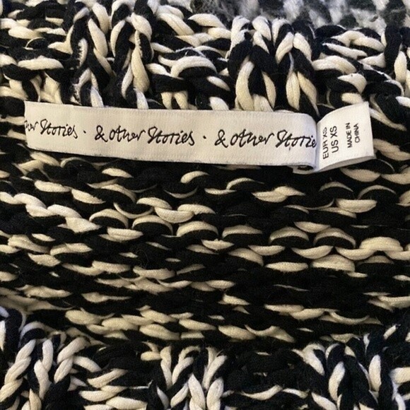 & Other Stories Black And White Chunky Knit Crew Neck Sweater Size X-small - Picture 6 of 7